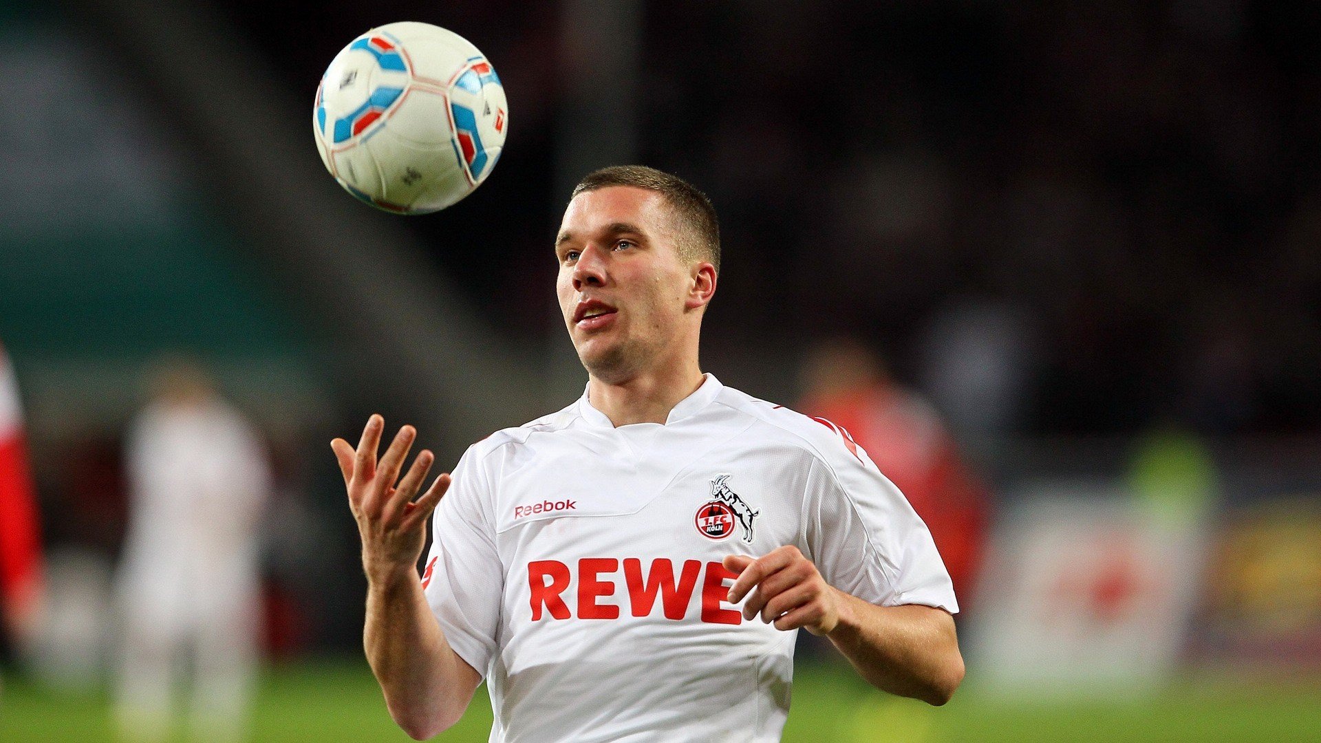 九游娱乐官方平台-C罗个人纪录片将全球同步上线，c罗纪录片bbc